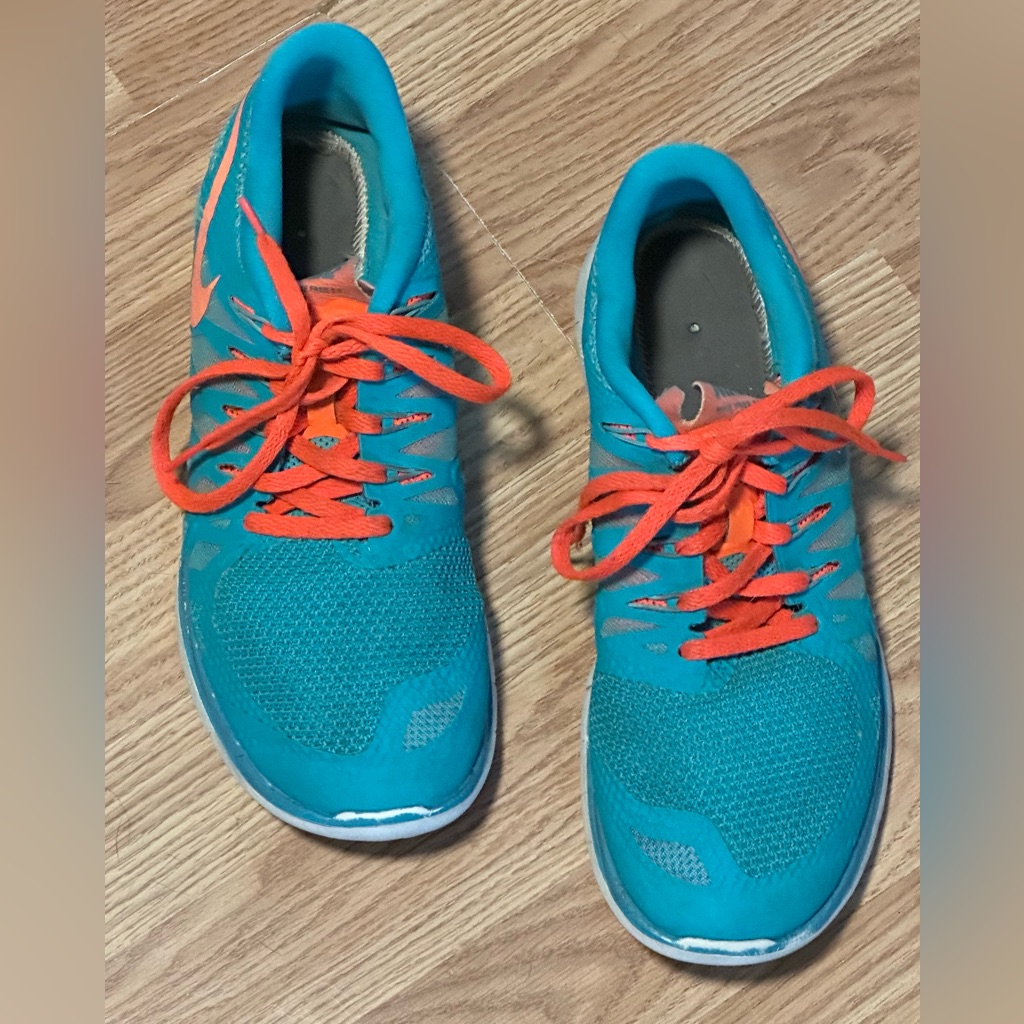 Nike Free 5.0 Teal & Orange Running Shoes -Size 10 - Soft To Touch -Lightweight
